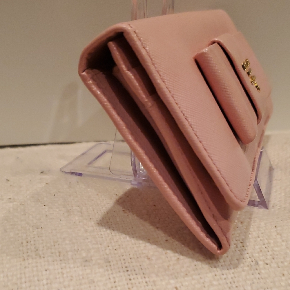 Prada Pink Saffiano Leather Wallet with Bow Detail - Picture 6 of 16